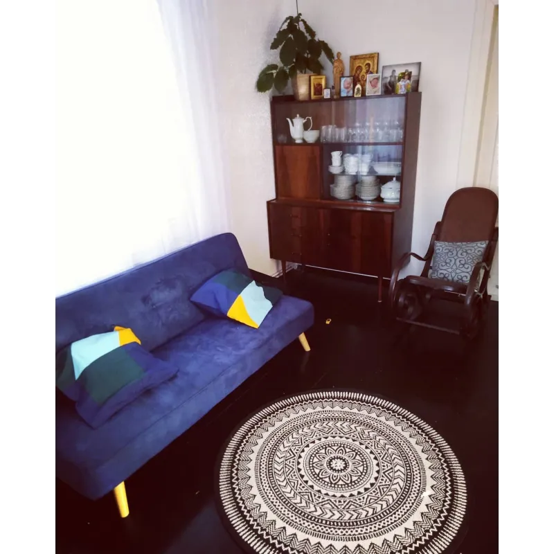 Kerek szőnyeg természetes szálakból, kellemes tapintású