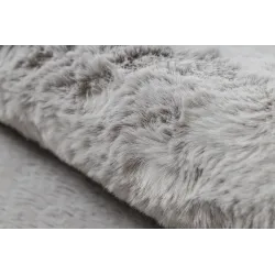 Elegáns szürke shaggy szőnyeg, tökéletes modern belső terekhez