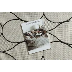 Elegáns szőnyeg krém és fekete színben, ideális nappalikhoz