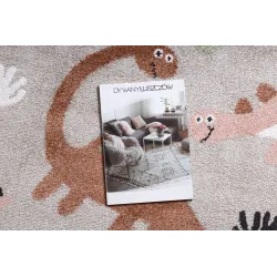Vidám dinozaurus mintás szőnyeg gyerekszobába, színes és vidám design