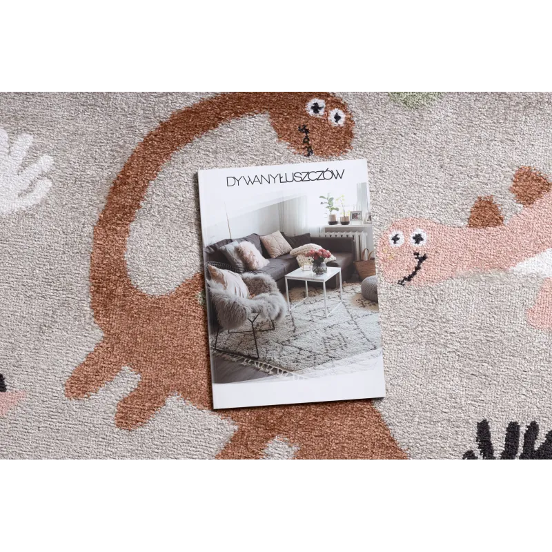 Vidám dinozaurus mintás szőnyeg gyerekszobába, színes és vidám design