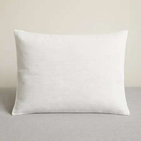 Eldobható párna 30×40 cm nemszőtt textíliából, ideális utazáshoz