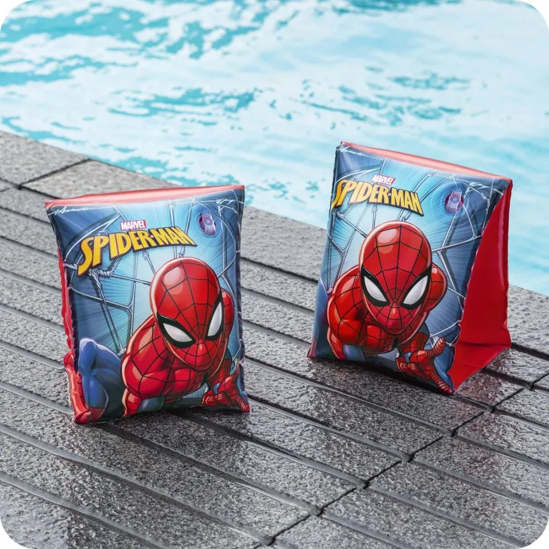 Spiderman karúszók szuperhős stílusban, tökéletesek a medencéhez
