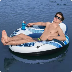 Színes Rapid Rider úszógumi, tökéletes a medencéhez és a strandra