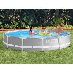 Kerek medence 366 cm ideális a kertbe